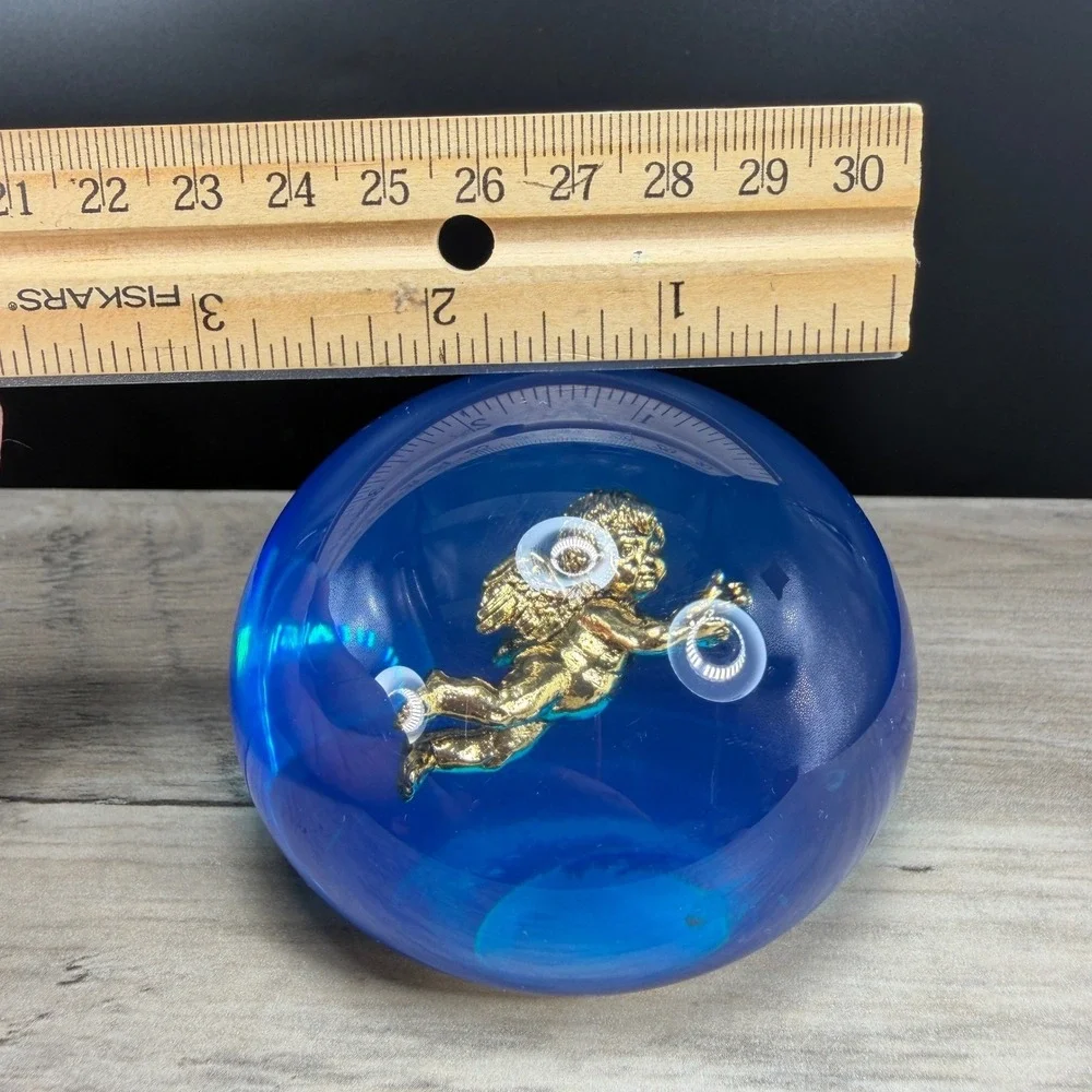 Tarax Infinity Blue Lucite Cherub Paperweight Baroness Collection Canada Angel